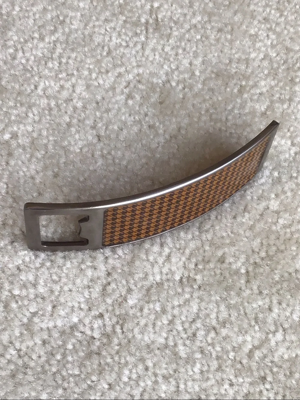N/A curved metal
